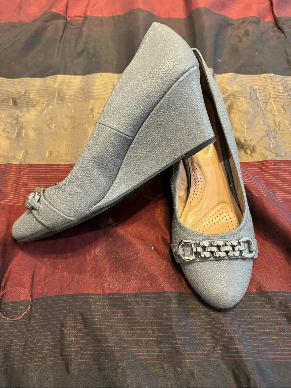 Comfort Classic Gray Women's Dress Wedges with Chain Accent